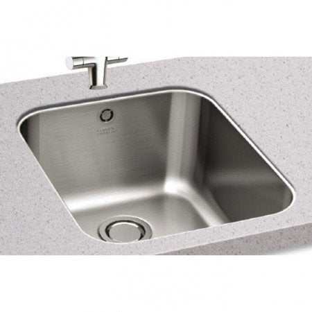 CARRON PHOENIX IBIS stainless steel 1 bowl undermount kitchen sink installed in countertop