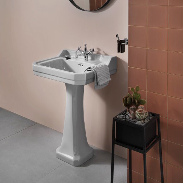Burlington Edwardian Pedestal Basin 1 Taphole 560mm - Medici Ivory - B41THM - TAP 'N' SHOWER