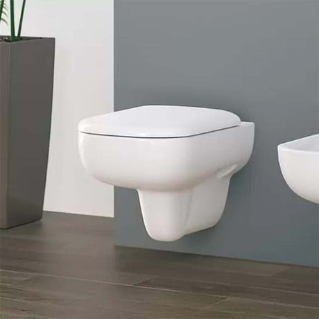 Geberit Selnova Compact Standard Toilet Seat & Cover - 501.877.00.1 - TAP 'N' SHOWER