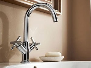Kohler Mira Taps - TAP 'N' SHOWER