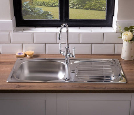 Kitchen Sinks - TAP 'N' SHOWER